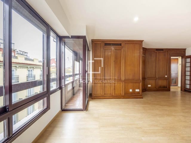 2 sypialnia Apartament do wynajęcia w Miasto Walencja z garażem - 1 950 € (Ref: 9583148)