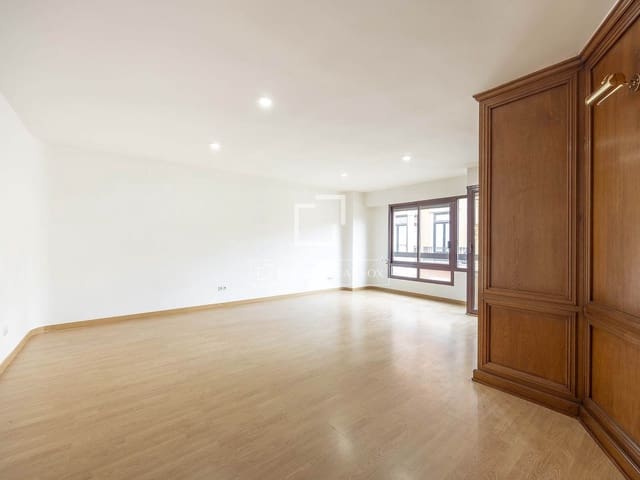 2 sypialnia Apartament do wynajęcia w Miasto Walencja z garażem - 1 950 € (Ref: 9583148)