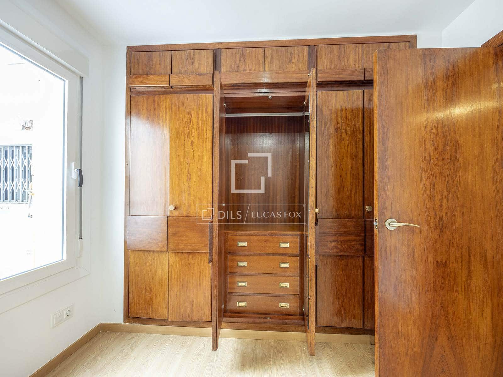 2 soveværelse Lejlighed til leje i Valencia by med garage - € 1.950 (Ref: 9583148)