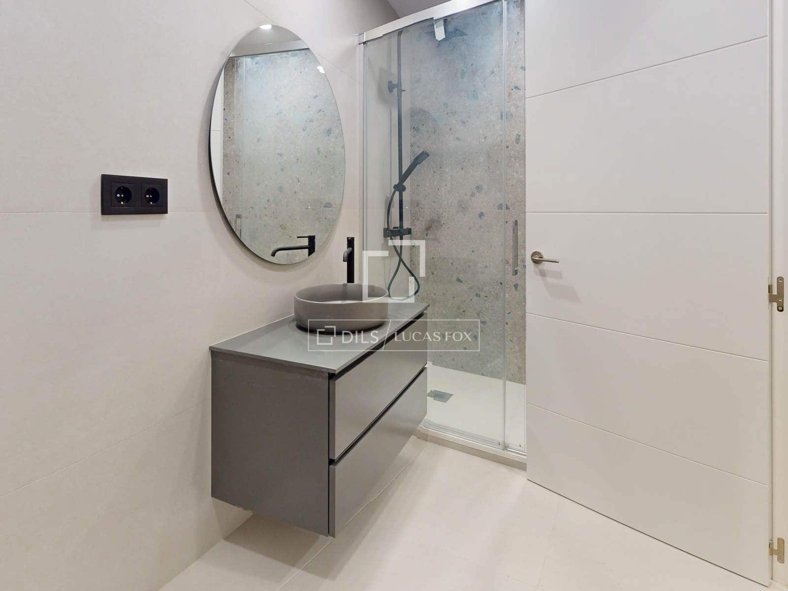 3 soveværelse Lejlighed til salg i Barcelona by - € 446.000 (Ref: 9583469)