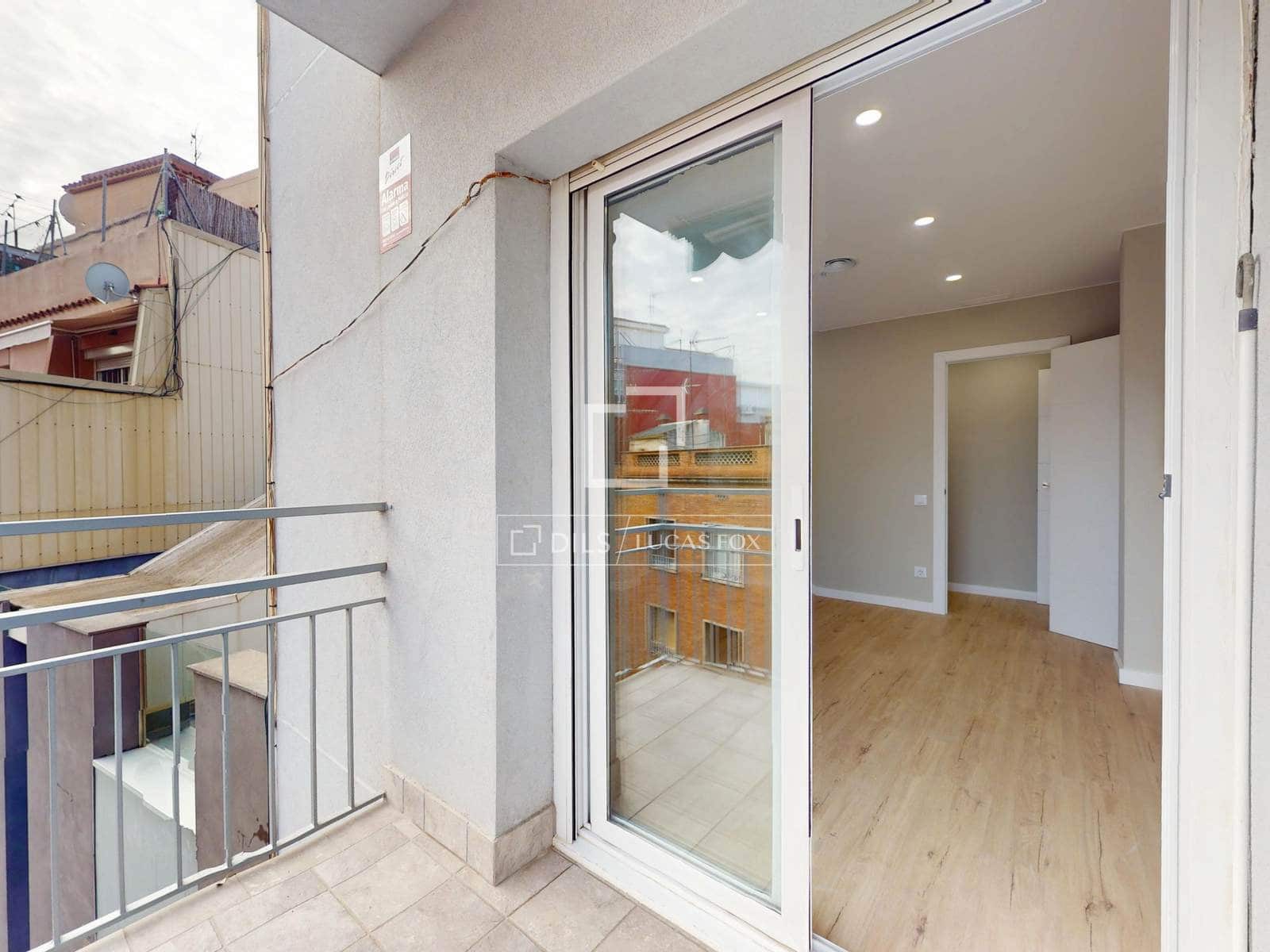 3 soveværelse Lejlighed til salg i Barcelona by - € 446.000 (Ref: 9583469)