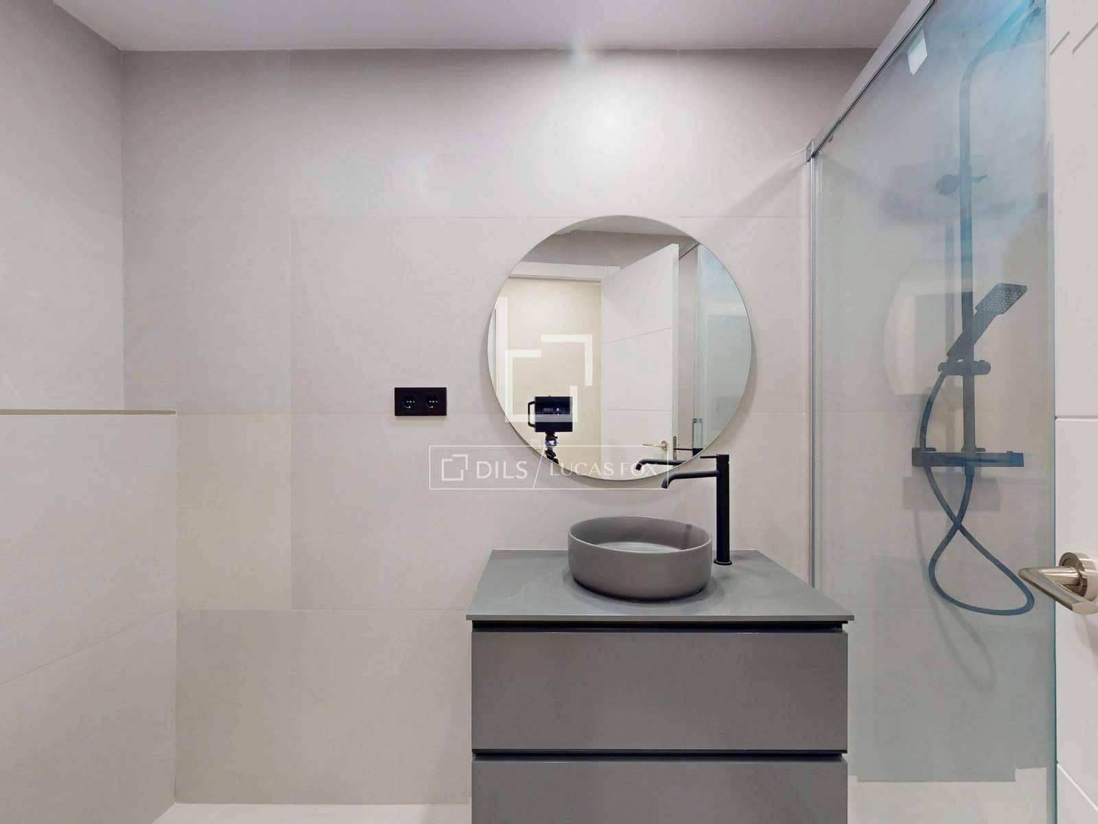 3 soveværelse Lejlighed til salg i Barcelona by - € 446.000 (Ref: 9583469)