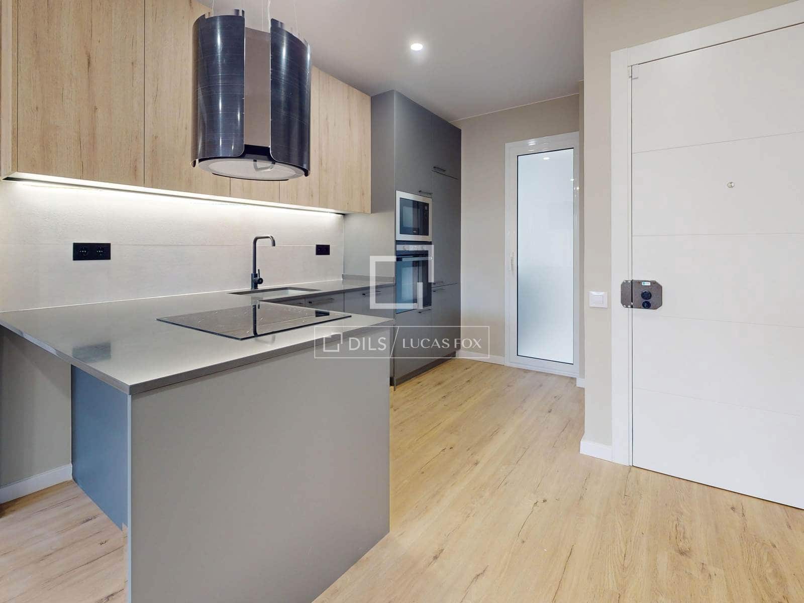 3 soveværelse Lejlighed til salg i Barcelona by - € 446.000 (Ref: 9583469)