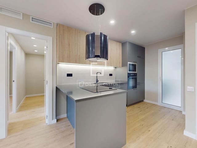 3 soveværelse Lejlighed til salg i Sants-Montjuïc, Barcelona by - € 446.000 (Ref: 9583469)