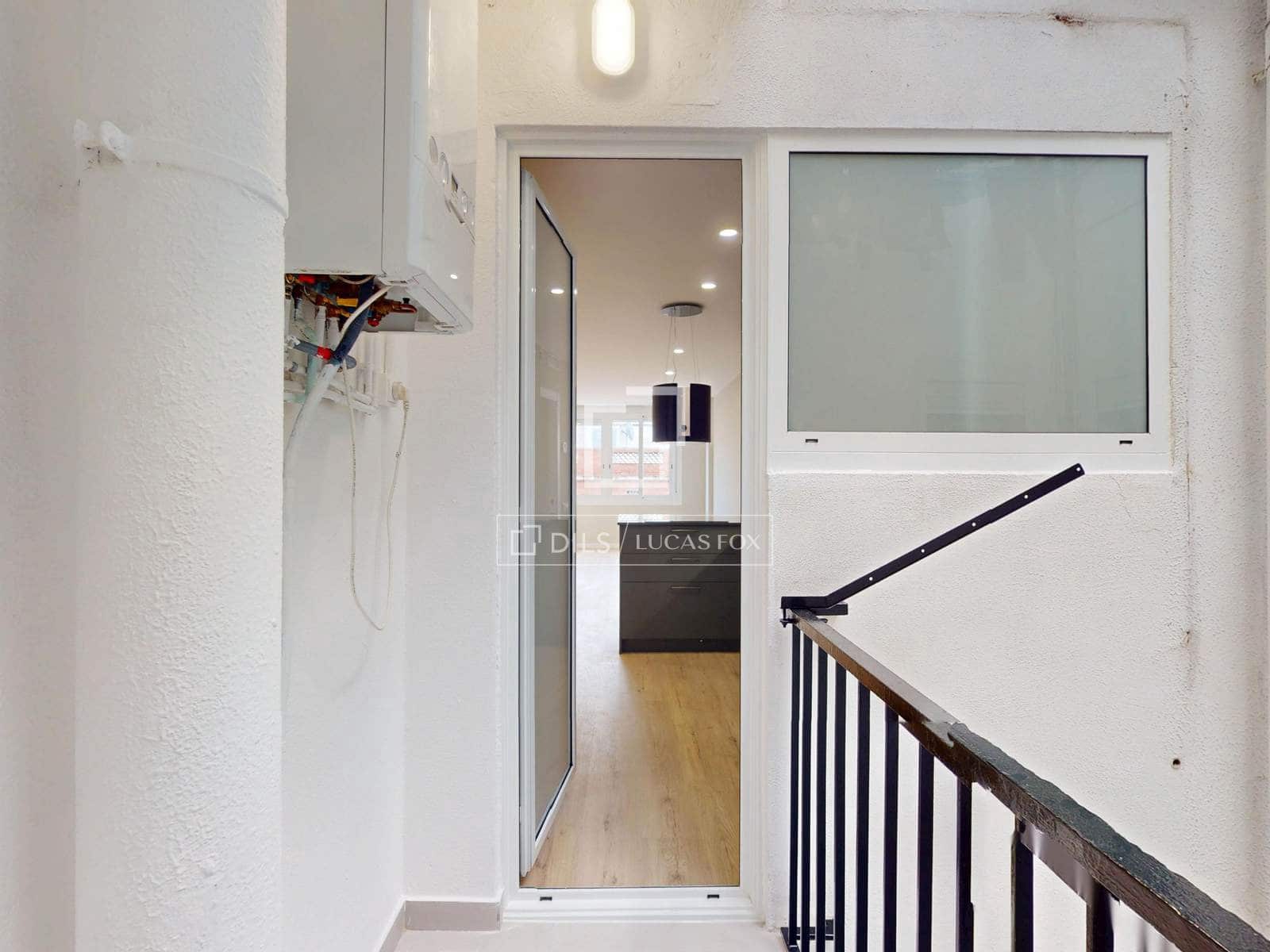 3 soveværelse Lejlighed til salg i Barcelona by - € 446.000 (Ref: 9583469)