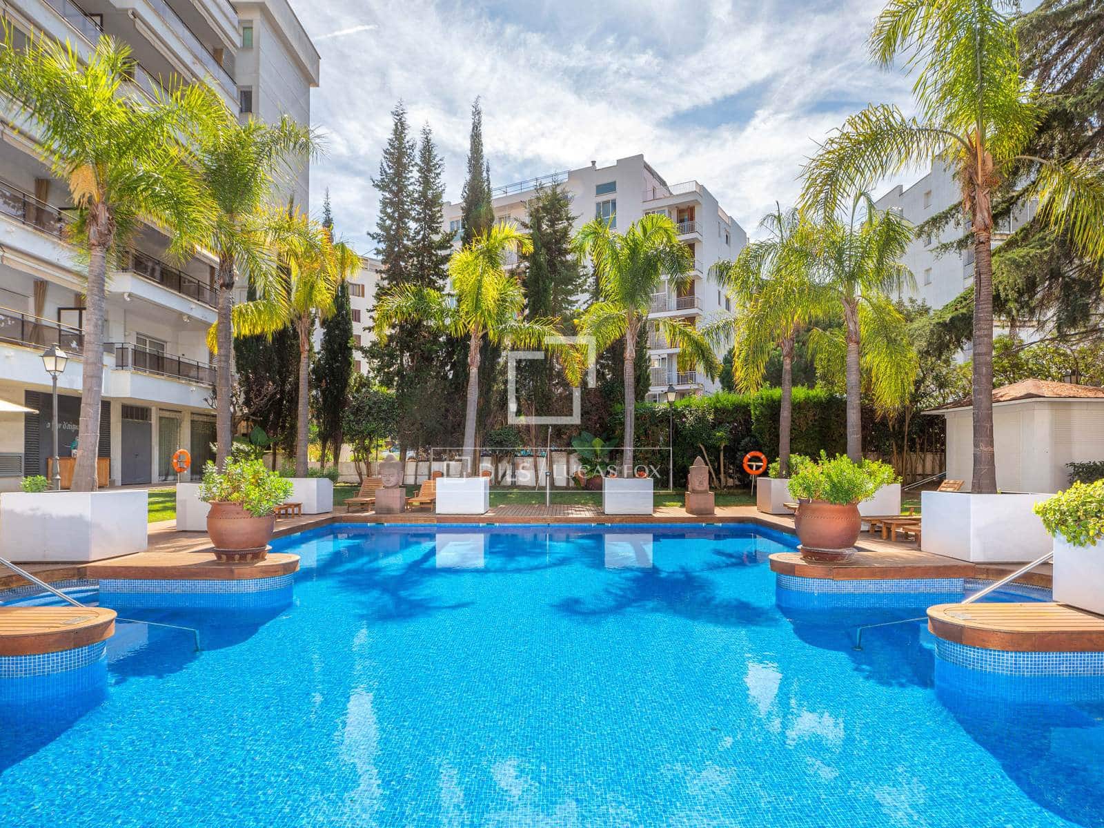 2 slaapkamer Appartement te koop in Lloret de Mar met zwembad garage - € 290.000 (Ref: 9583470)