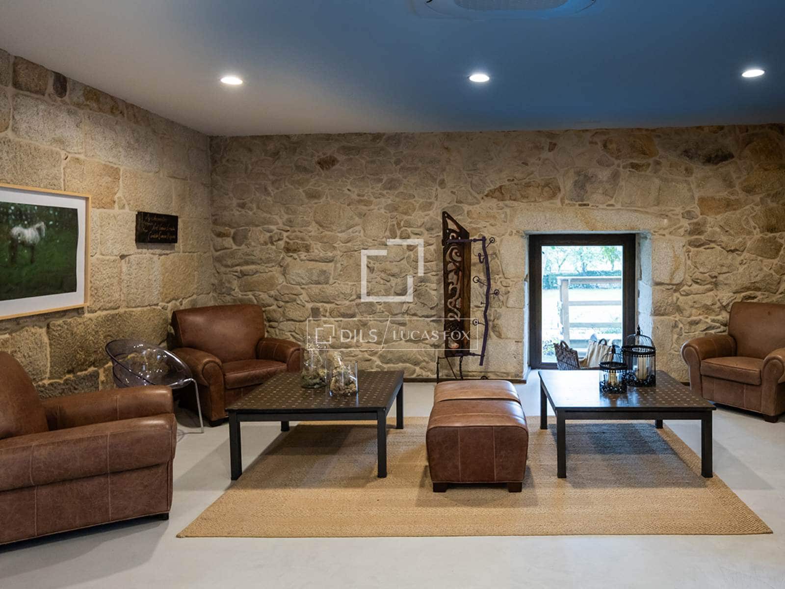 7 bedroom Villa for sale in Parada de Sil with garage - € 1,370,000 (Ref: 9583471)