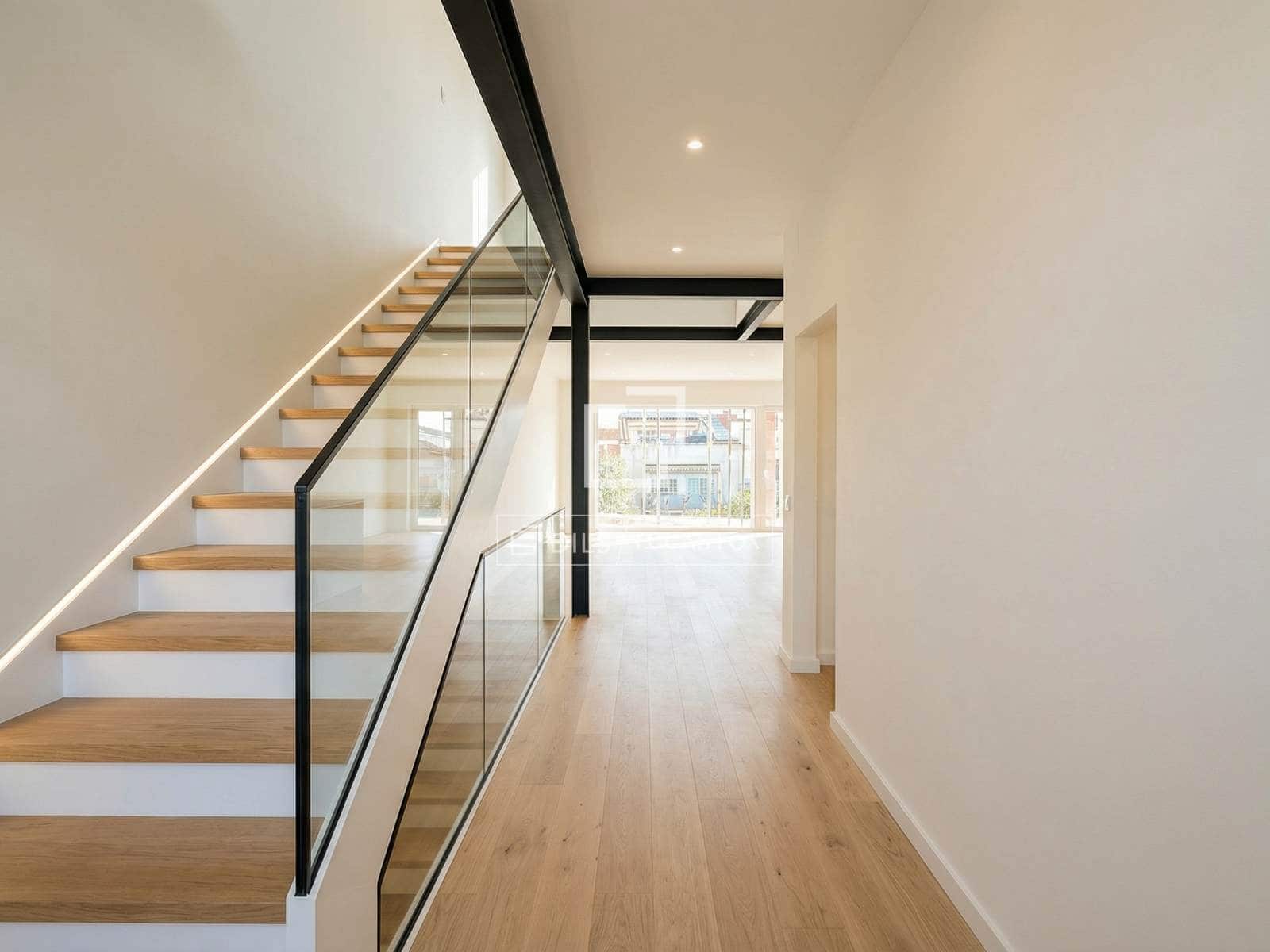 4 bedroom Villa for sale in Vilanova i la Geltru - € 650,000 (Ref: 9583472)