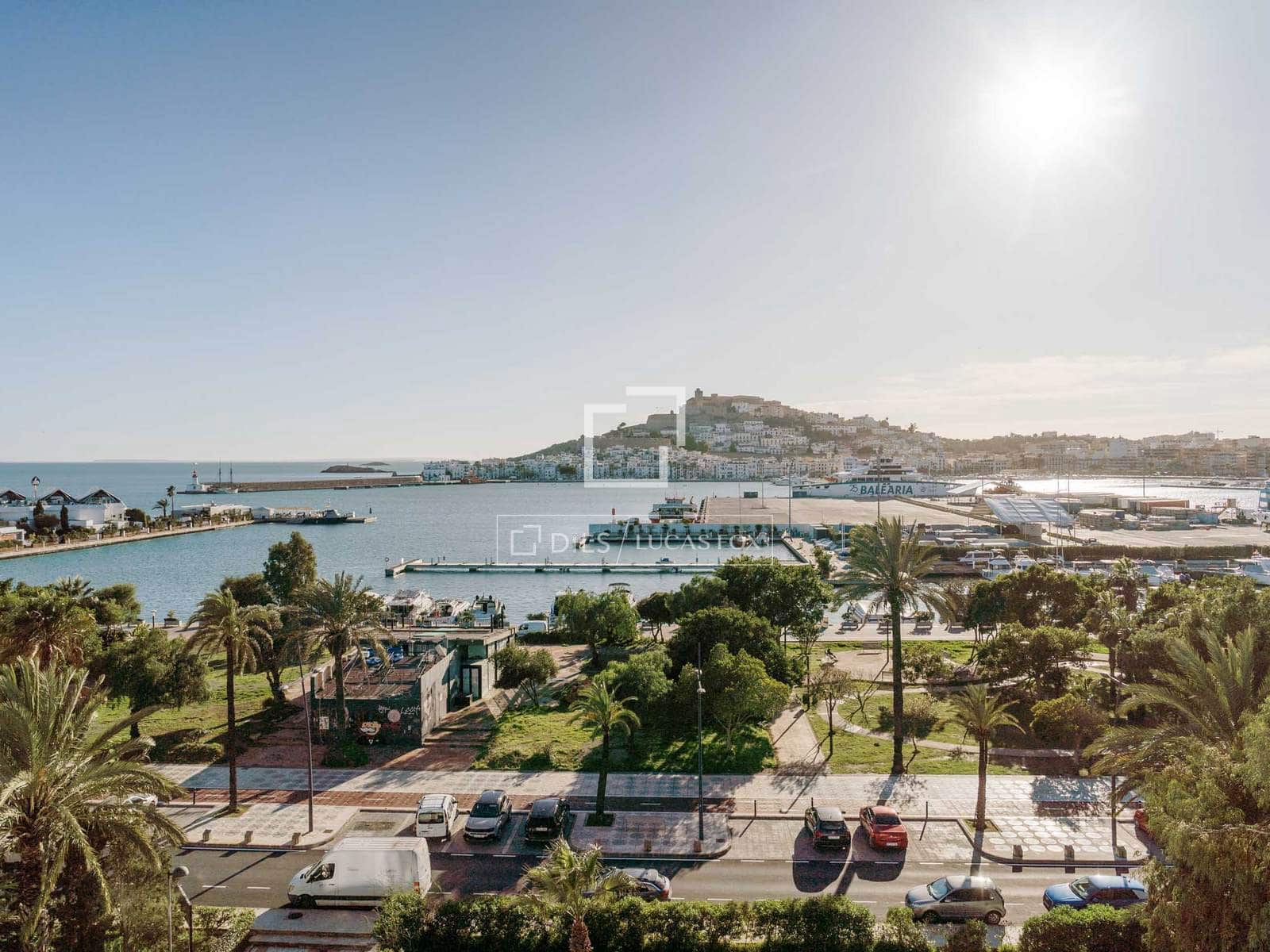 Apartamento de 2 habitaciones en Ibiza / Eivissa ciudad en venta - 730.000 € (Ref: 9584597)