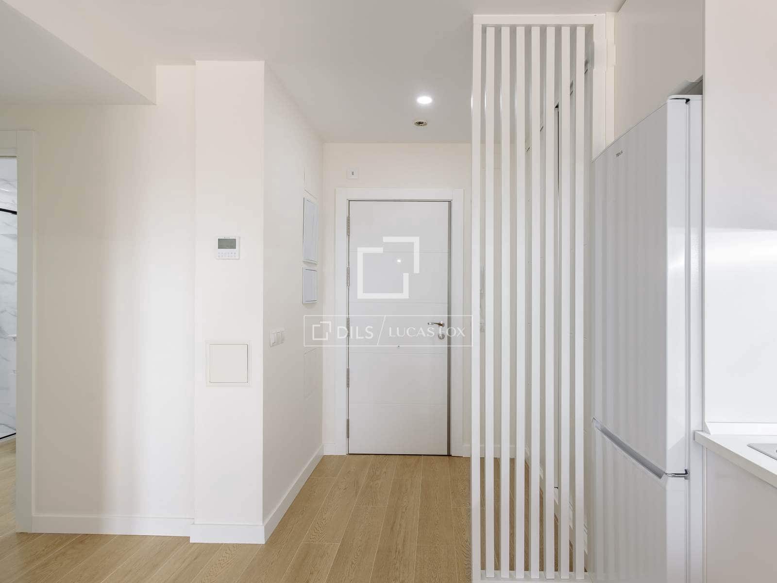 2 quarto Apartamento para arrendar em Madrid cidade - 2 300 € (Ref: 9584599)