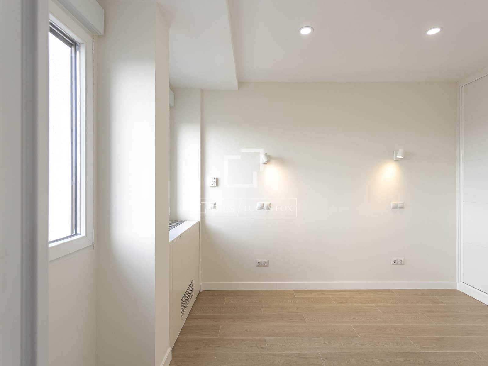 2 quarto Apartamento para arrendar em Madrid cidade - 2 300 € (Ref: 9584599)