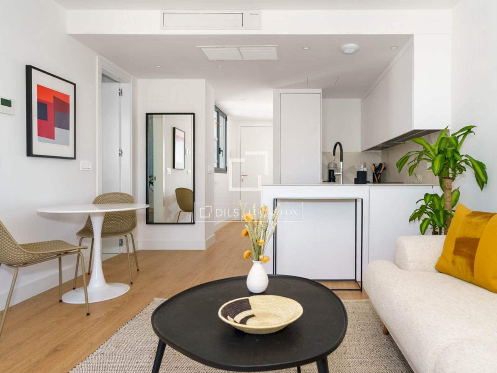 1 quarto Apartamento para arrendar em Madrid cidade com piscina - 2 800 € (Ref: 9584601)