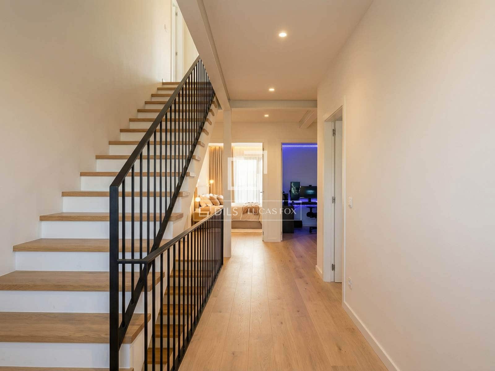 4 bedroom Villa for sale in Vilanova i la Geltru - € 650,000 (Ref: 9584602)