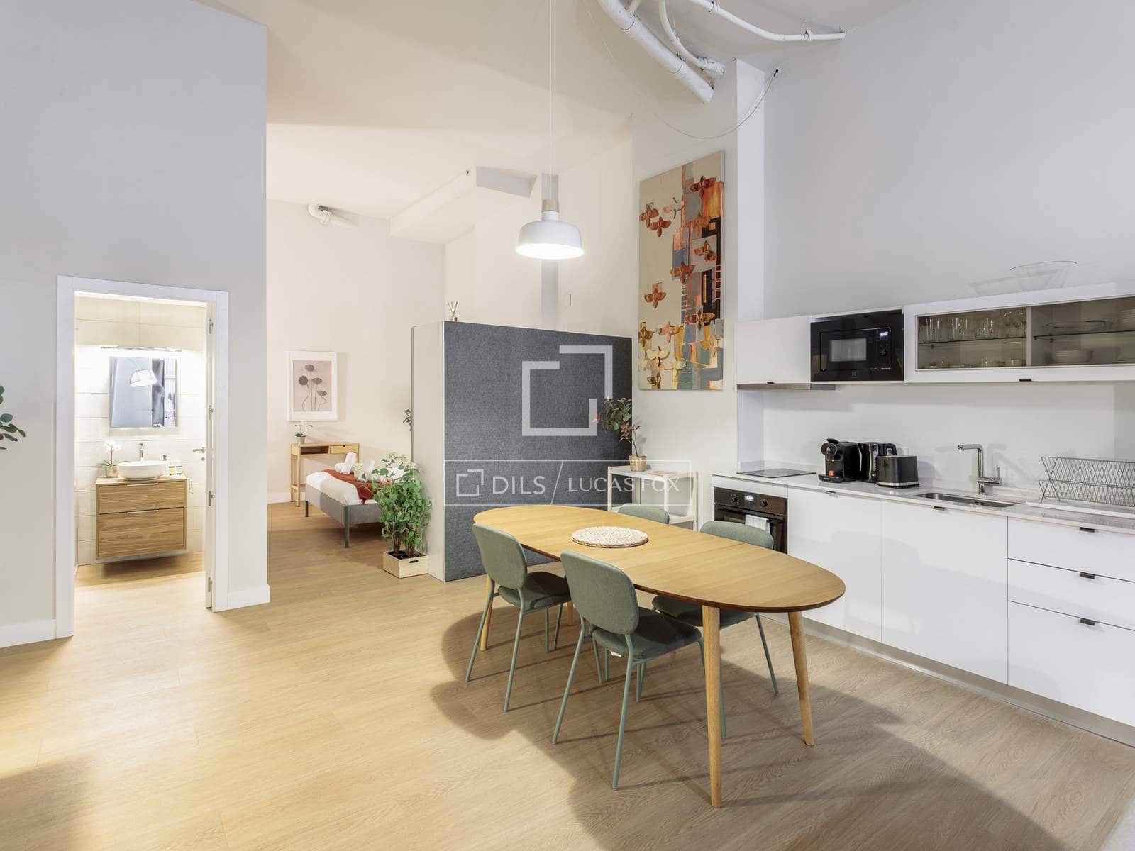 1 quarto Apartamento para arrendar em Madrid cidade - 2 090 € (Ref: 9584960)