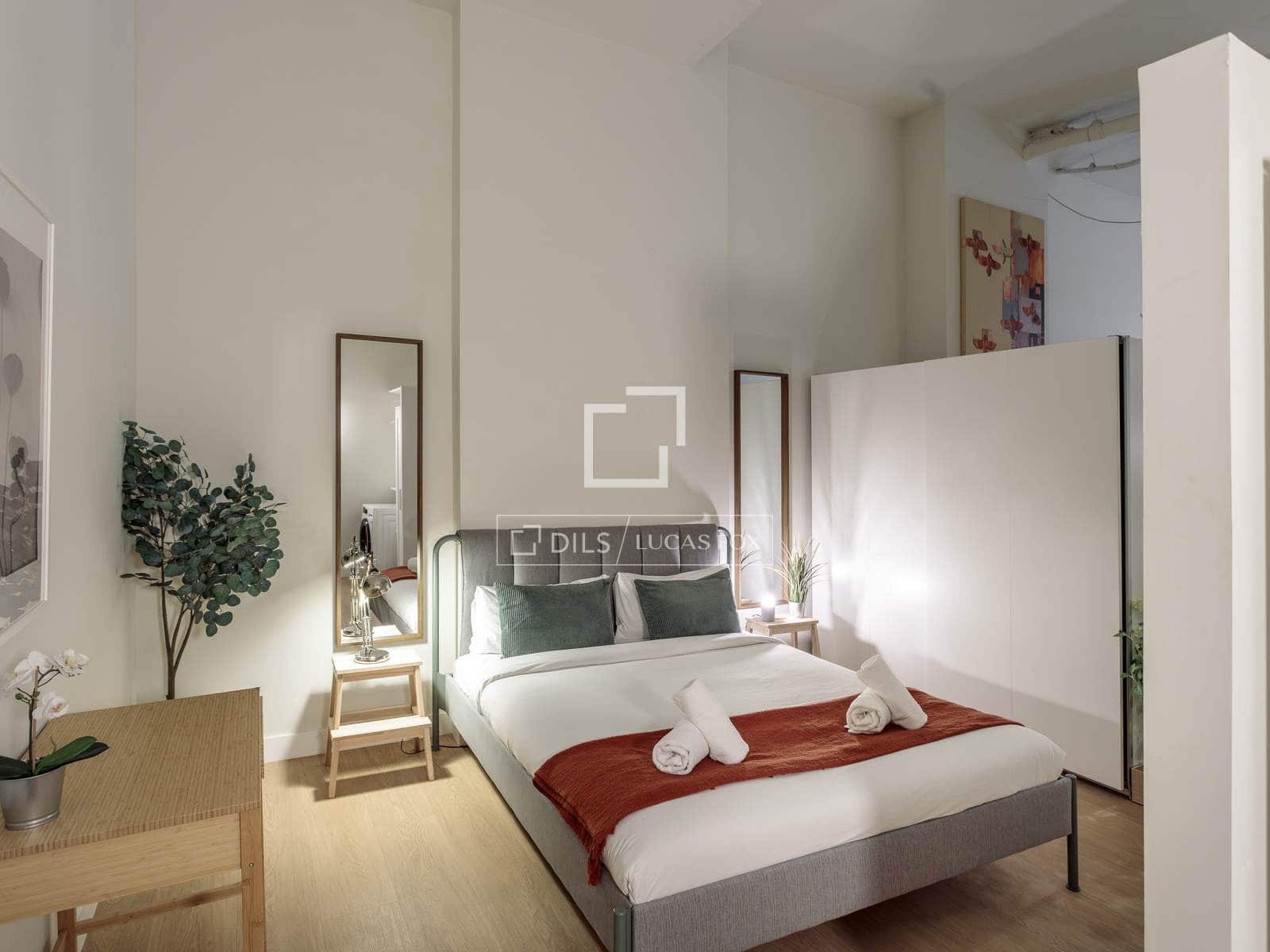 1 quarto Apartamento para arrendar em Madrid cidade - 2 090 € (Ref: 9584960)