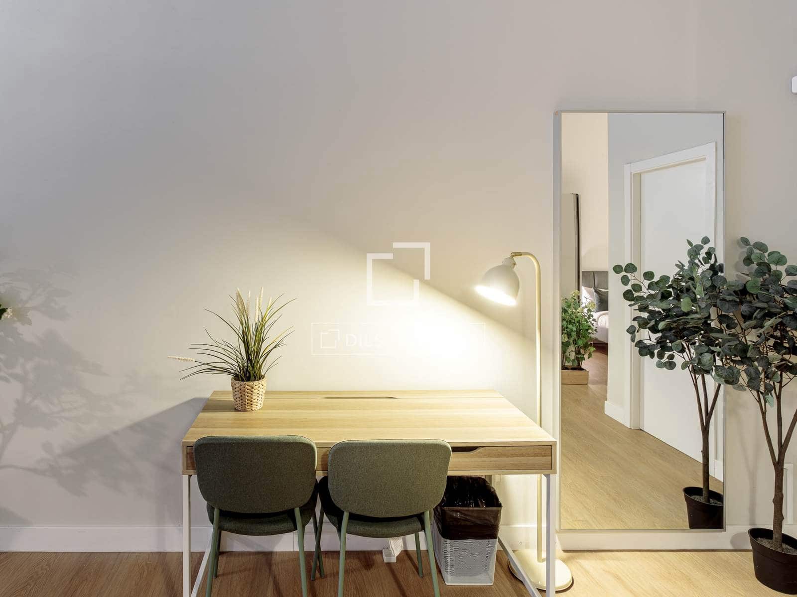 1 quarto Apartamento para arrendar em Madrid cidade - 2 090 € (Ref: 9584960)