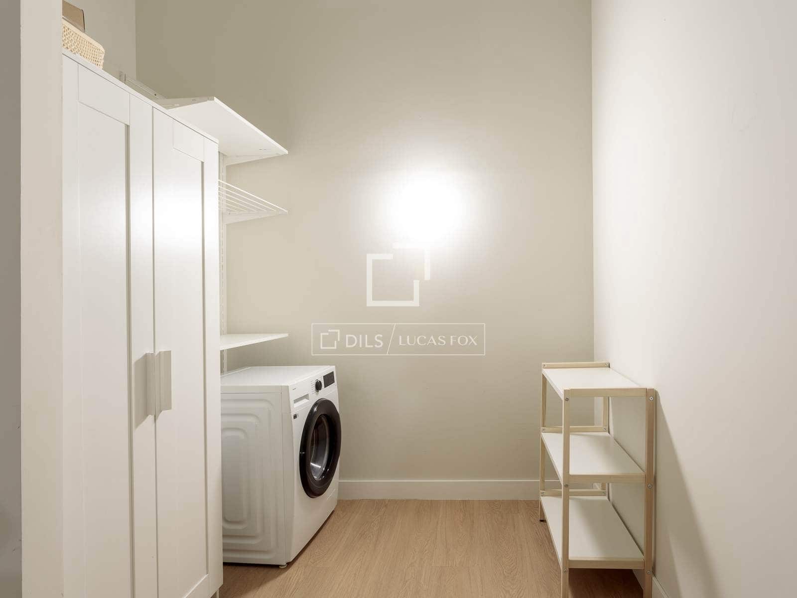 1 quarto Apartamento para arrendar em Madrid cidade - 2 090 € (Ref: 9584960)