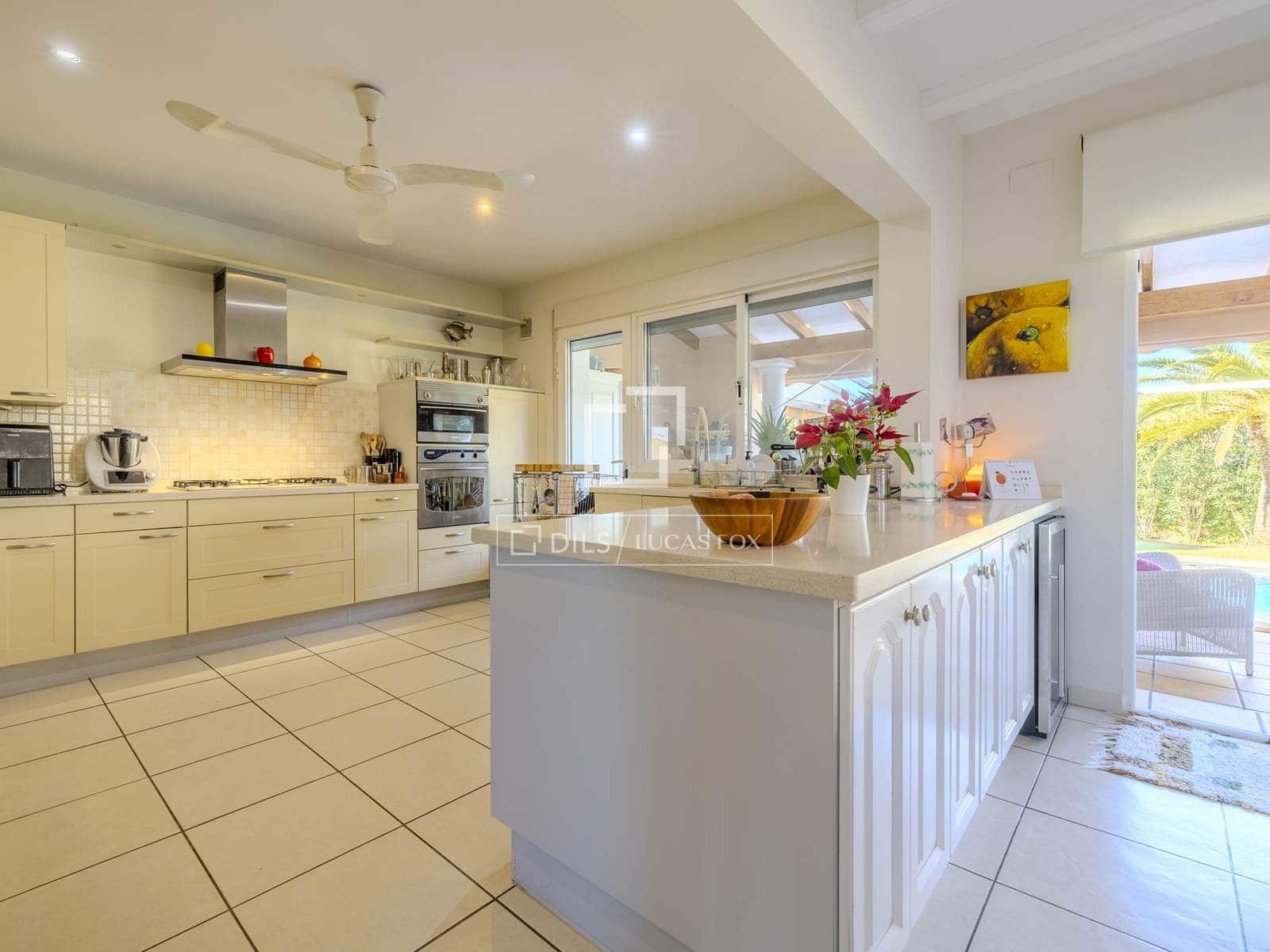 5 soveværelse Villa til salg i Javea / Xabia med swimmingpool garage - € 1.395.000 (Ref: 9588121)