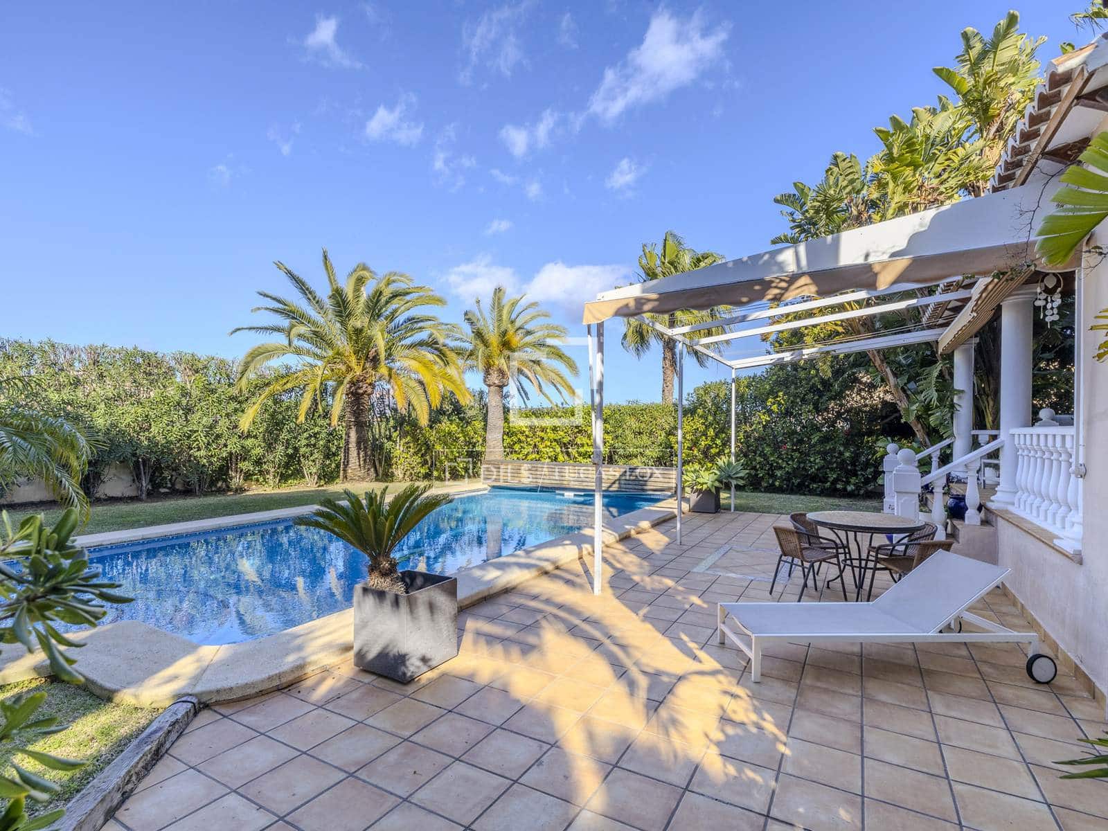 5 soveværelse Villa til salg i Javea / Xabia med swimmingpool garage - € 1.395.000 (Ref: 9588121)