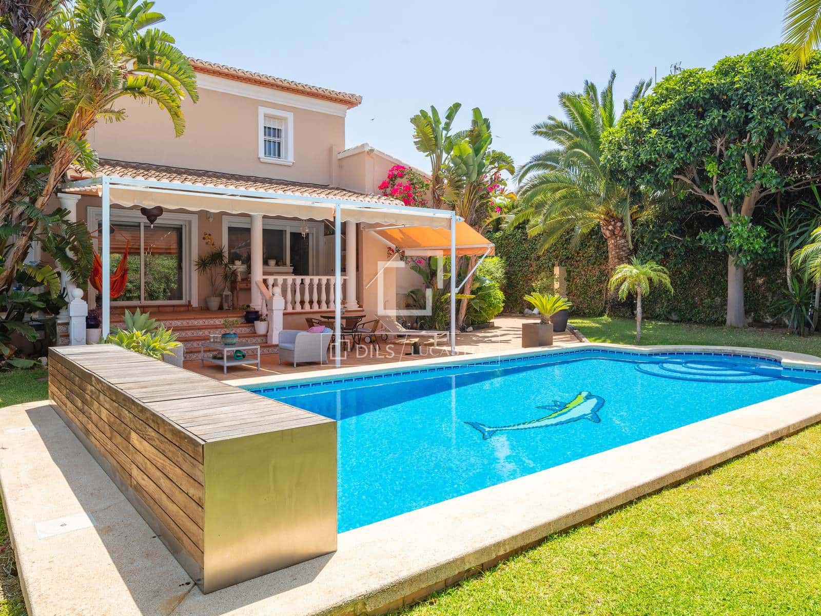 5 soverom Villa til salgs i Javea / Xabia med svømmebasseng garasje - € 1 275 000 (Ref: 9588121)