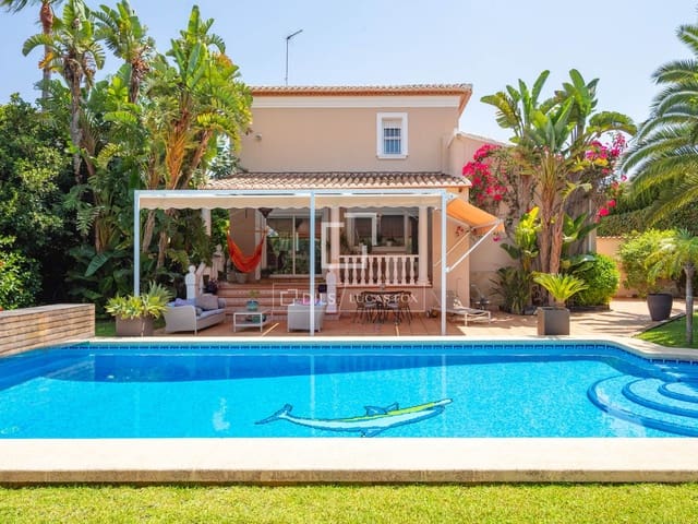 5 chambre Villa/Maison à vendre à Javea / Xàbia avec piscine garage - 1 275 000 € (Ref: 9588121)