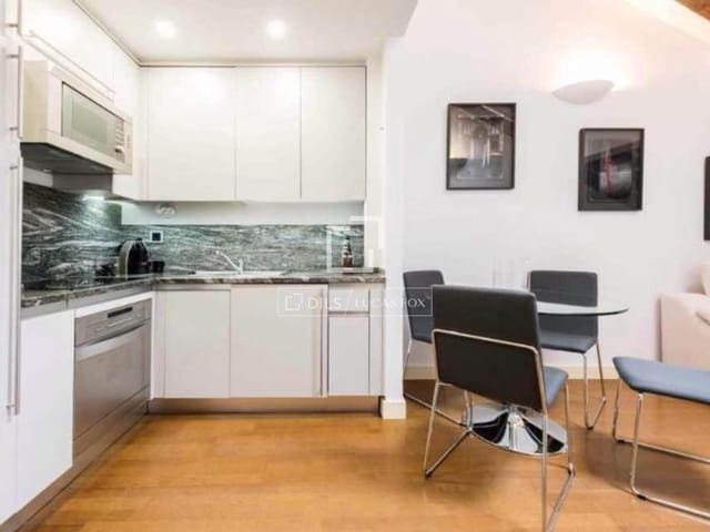 1 slaapkamer Appartement te huur in Madrid stad - € 1.800 (Ref: 9588123)