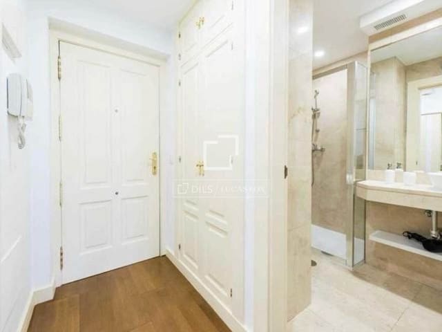 1 slaapkamer Appartement te huur in Madrid stad - € 1.800 (Ref: 9588123)