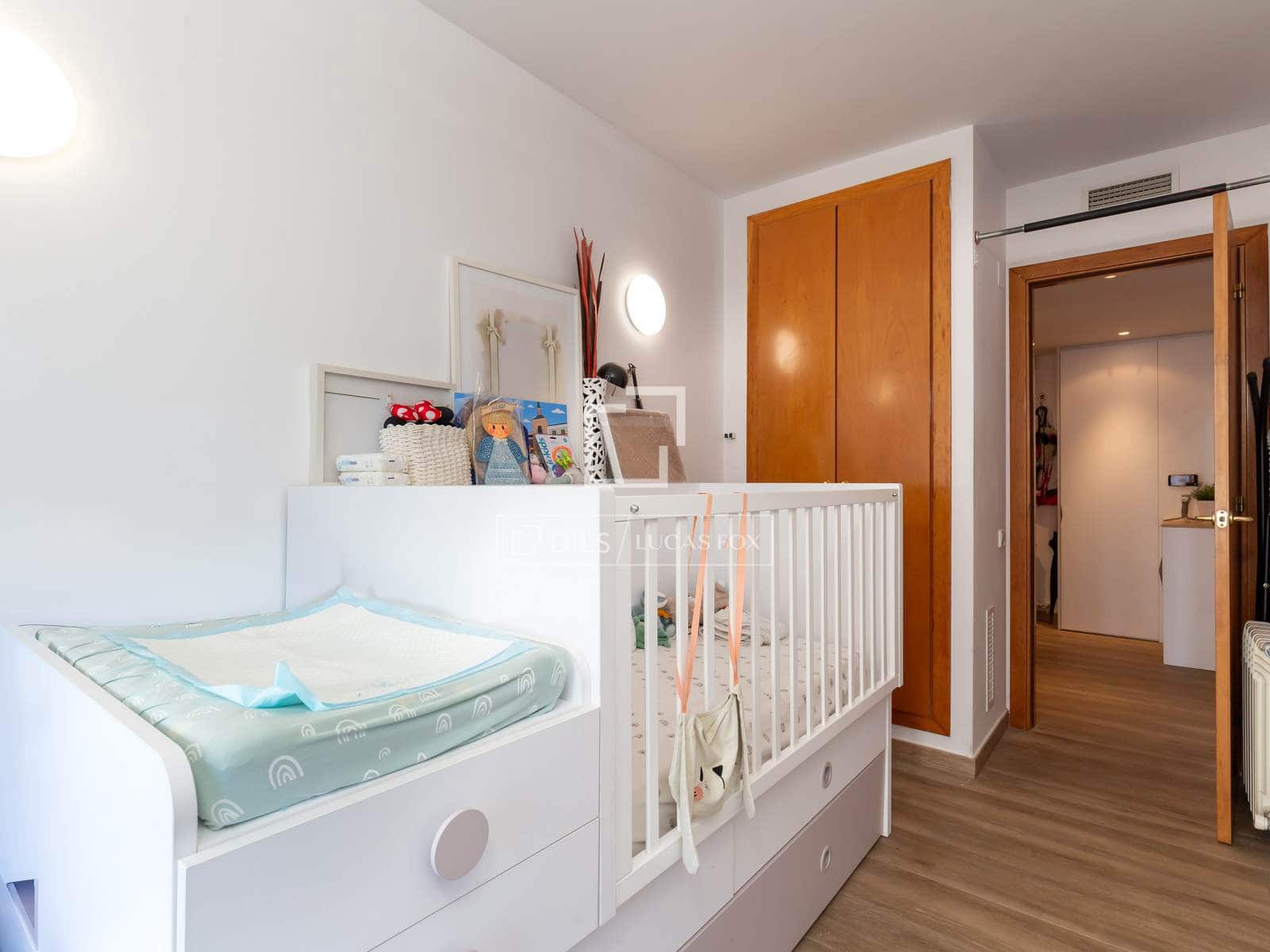 3 bedroom Apartment for sale in Sant Just Desvern with garage - € 645,000 (Ref: 9588124)