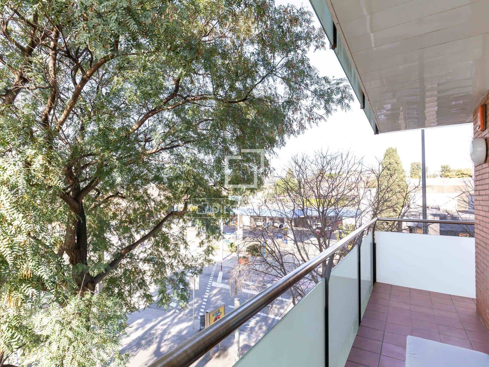 3 bedroom Apartment for sale in Sant Just Desvern with garage - € 645,000 (Ref: 9588124)