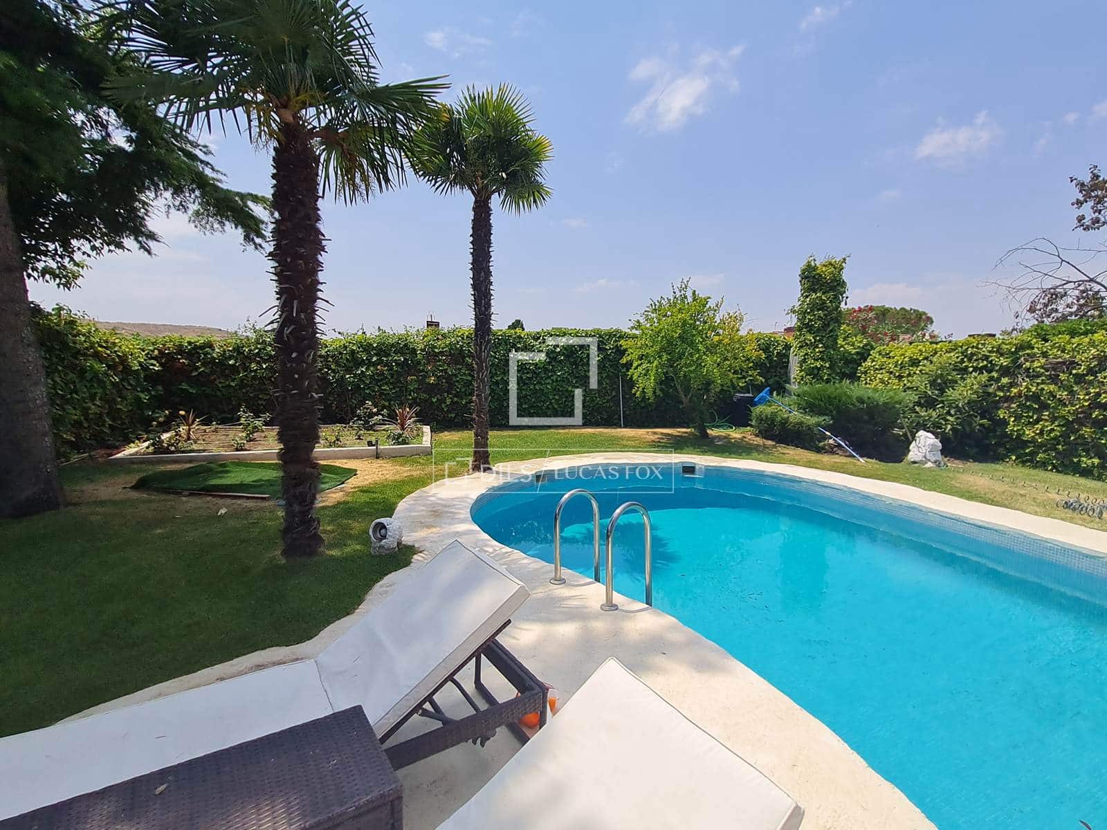 5 bedroom Villa for sale in Alalpardo with pool garage - € 644,000 (Ref: 9588259)