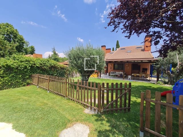 5 bedroom Villa for sale in Alalpardo, Valdeolmos-Alalpardo with pool garage - € 644,000 (Ref: 9588259)