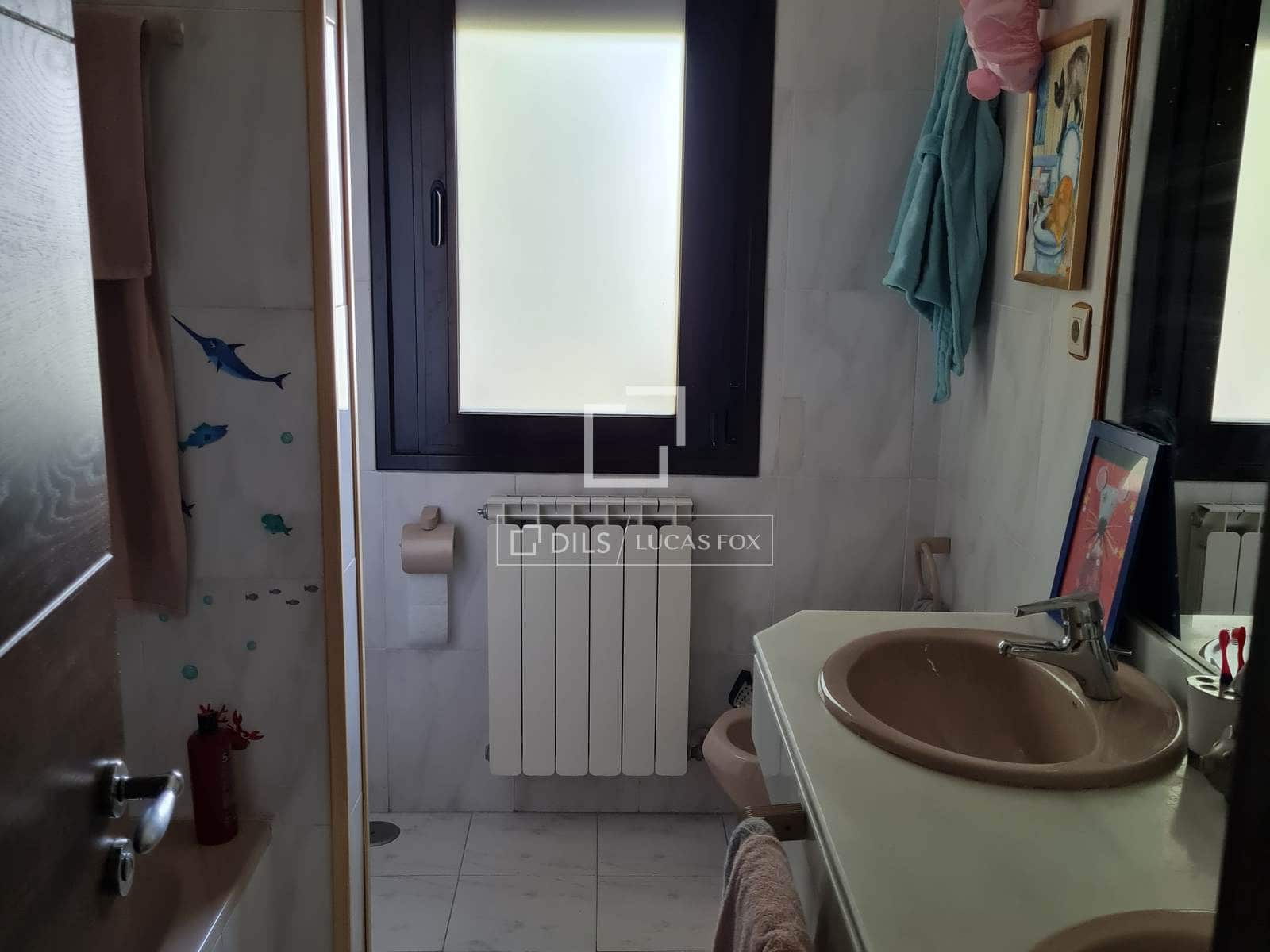 5 bedroom Villa for sale in Alalpardo with pool garage - € 644,000 (Ref: 9588259)