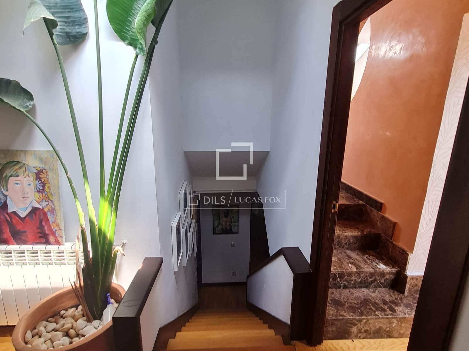 5 bedroom Villa for sale in Alalpardo with pool garage - € 644,000 (Ref: 9588259)