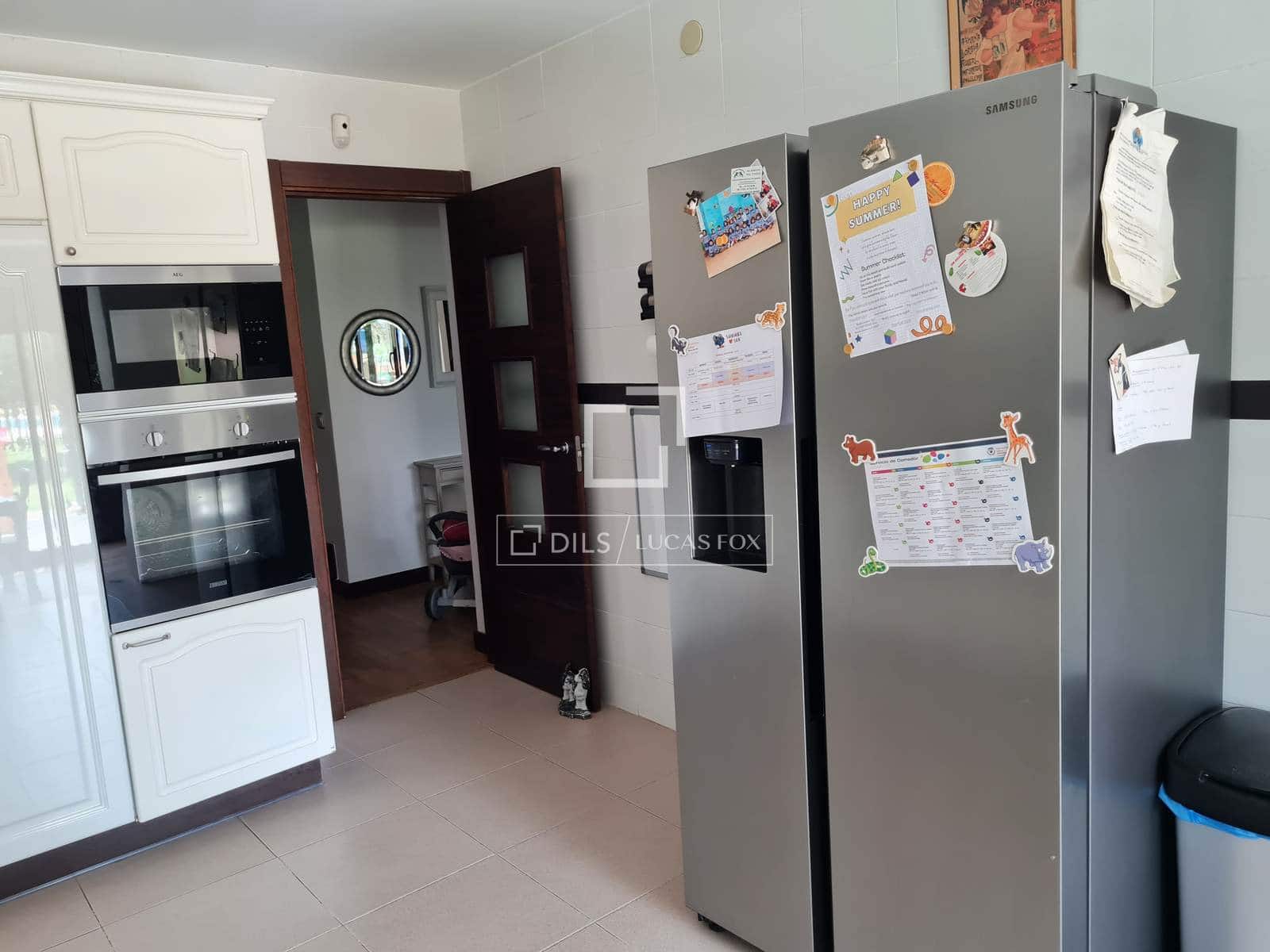 5 bedroom Villa for sale in Alalpardo with pool garage - € 644,000 (Ref: 9588259)