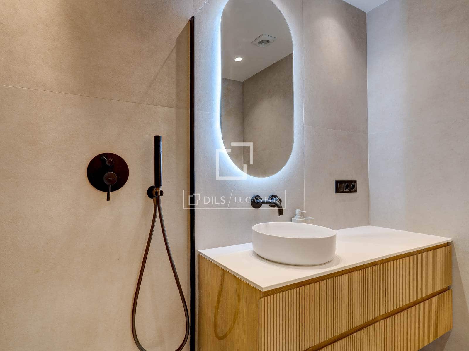 3 bedroom Apartment for rent in Donostia-San Sebastian - € 2,500 (Ref: 9588260)