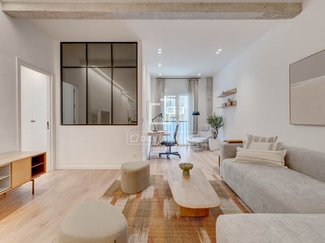 3 bedroom Apartment for rent in Donostia-San Sebastián - € 2,500 (Ref: 9588260)