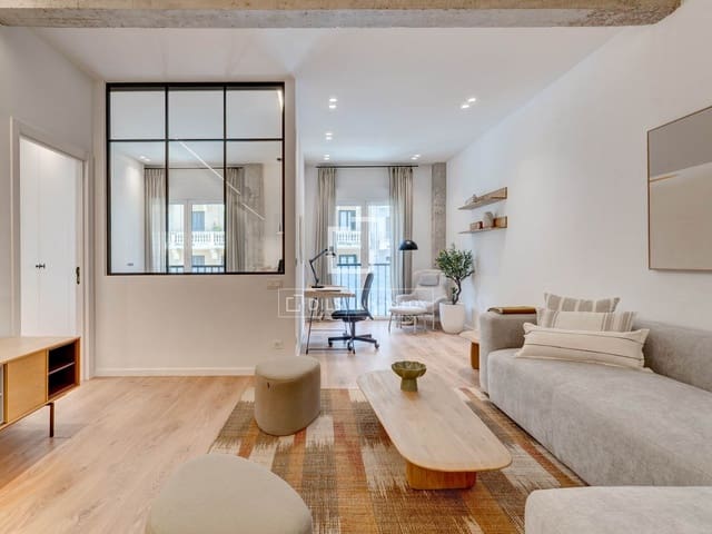 3 bedroom Apartment for rent in Donostia-San Sebastián - € 2,500 (Ref: 9588260)