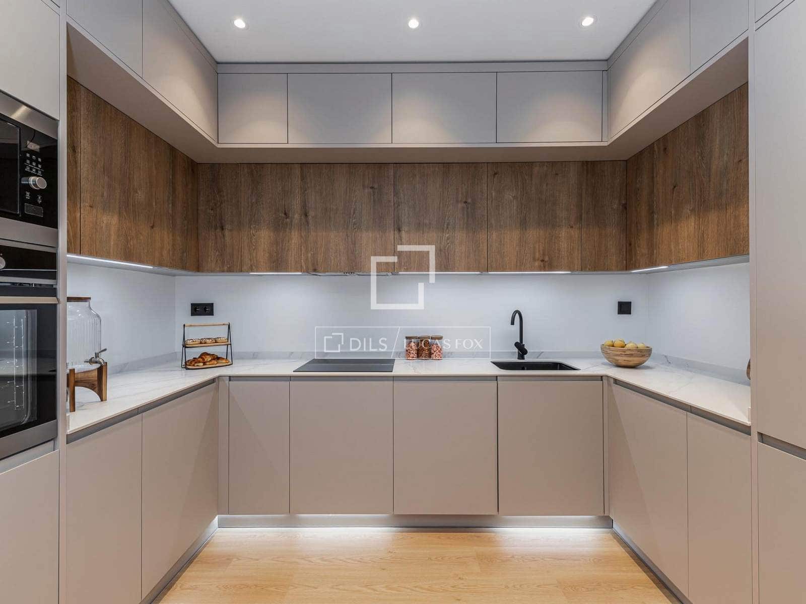 1 soverom Penthouse til salgs i Madrid by - € 1 040 000 (Ref: 9588262)