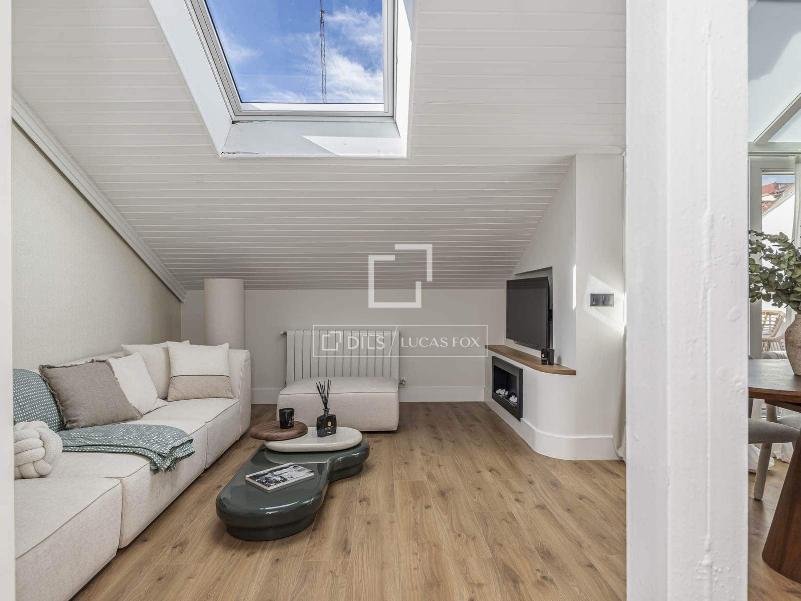 Ático de 1 habitación en Madrid ciudad en venta - 1.040.000 € (Ref: 9588262)