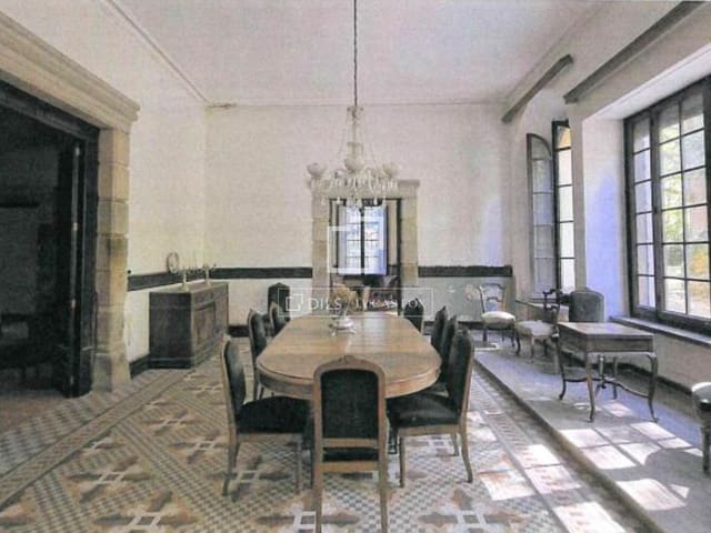 Chalet de 14 habitaciones en Puigcerdà en venta con garaje - 4.500.000 € (Ref: 9590339)