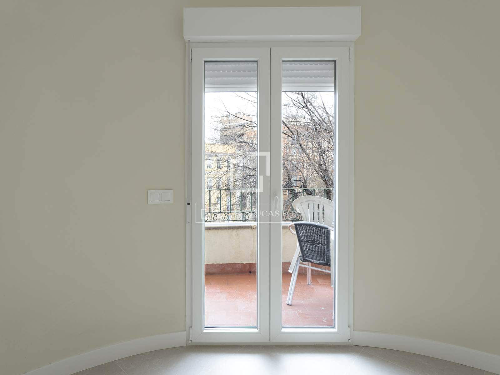 3 slaapkamer Appartement te huur in Madrid stad - € 2.600 (Ref: 9590340)