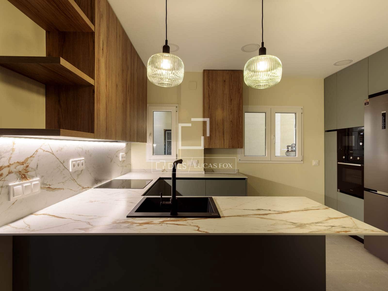 3 slaapkamer Appartement te huur in Madrid stad - € 2.600 (Ref: 9590340)