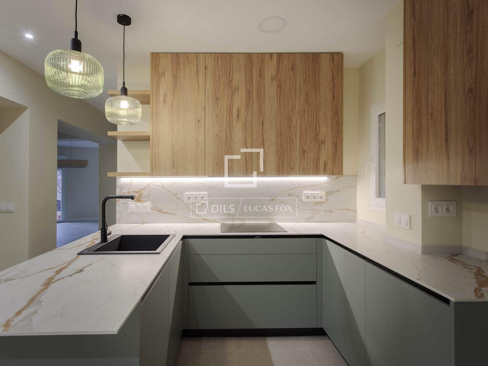 3 slaapkamer Appartement te huur in Madrid stad - € 2.600 (Ref: 9590340)