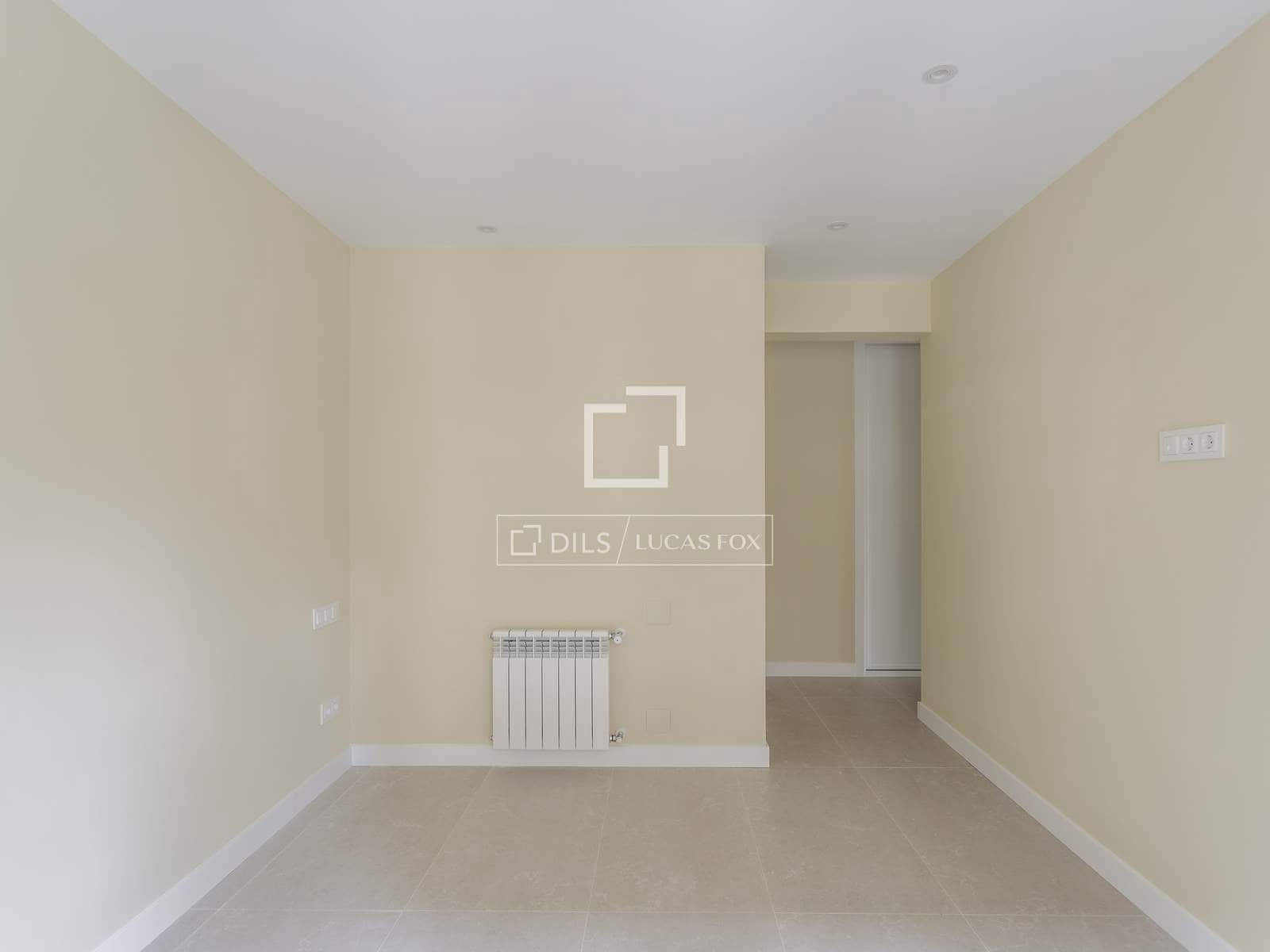 3 slaapkamer Appartement te huur in Madrid stad - € 2.600 (Ref: 9590340)