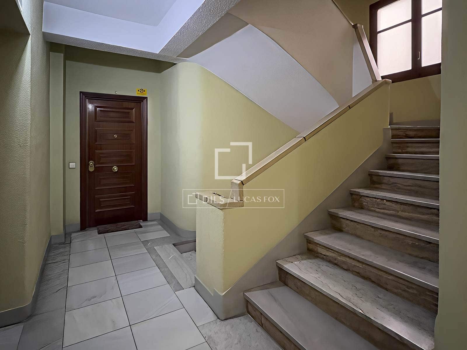 3 slaapkamer Appartement te huur in Madrid stad - € 2.600 (Ref: 9590340)