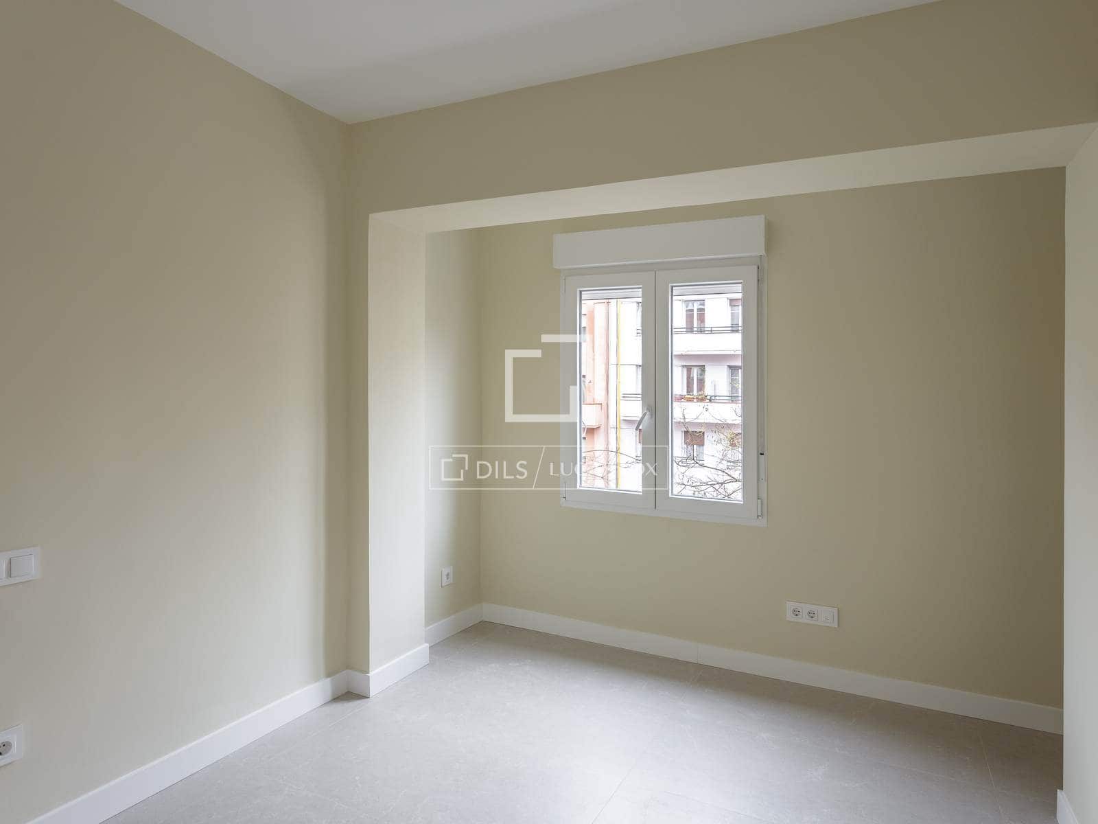 3 slaapkamer Appartement te huur in Madrid stad - € 2.600 (Ref: 9590340)