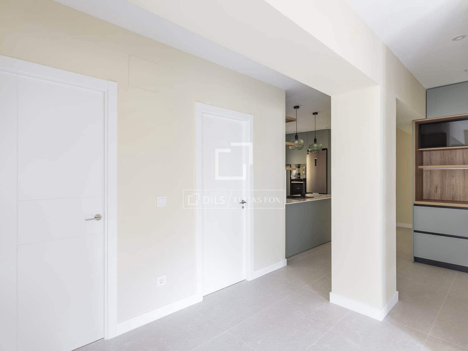 3 slaapkamer Appartement te huur in Madrid stad - € 2.600 (Ref: 9590340)