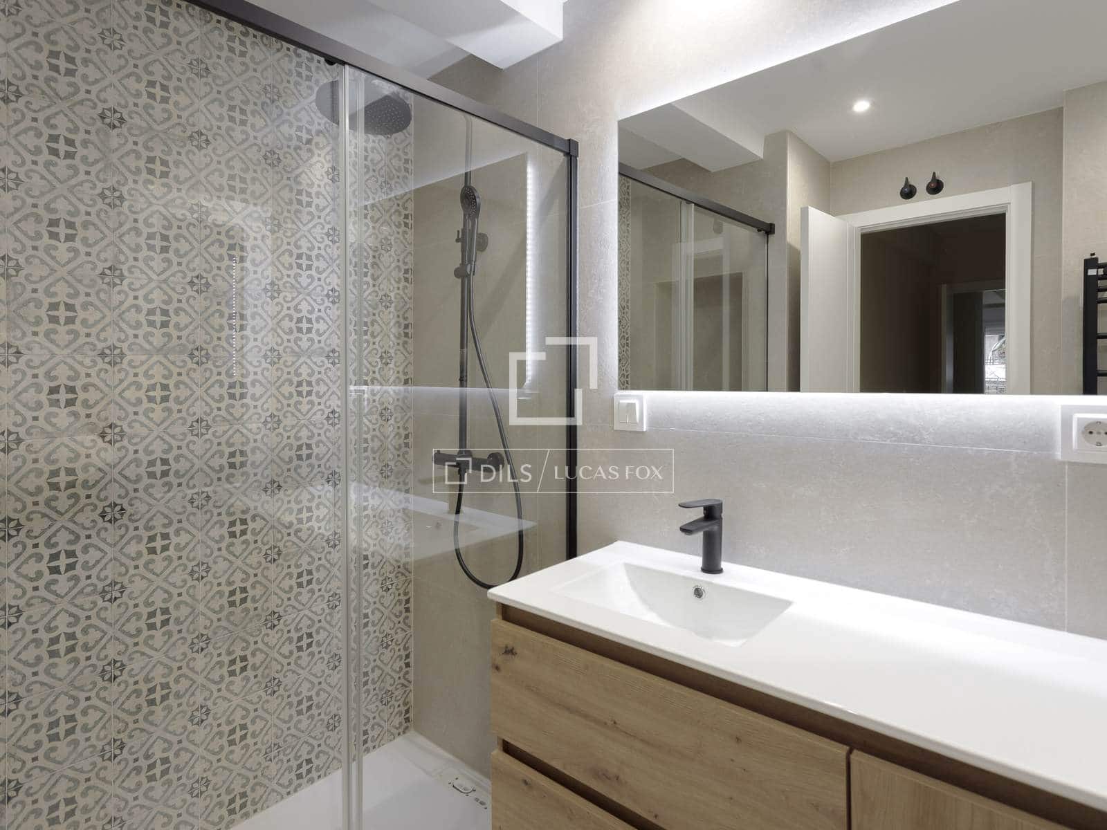 3 slaapkamer Appartement te huur in Madrid stad - € 2.600 (Ref: 9590340)