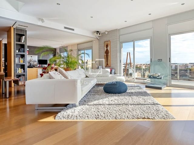 3 camera da letto Attico in vendita in Salou con piscina garage - 575.000 € (Rif: 9590341)