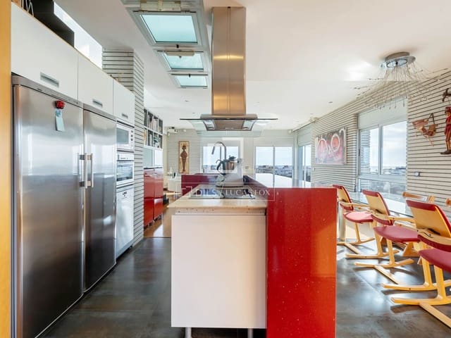 3 camera da letto Attico in vendita in Salou con piscina garage - 575.000 € (Rif: 9590341)